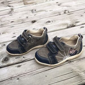 Clark’s boys shoes